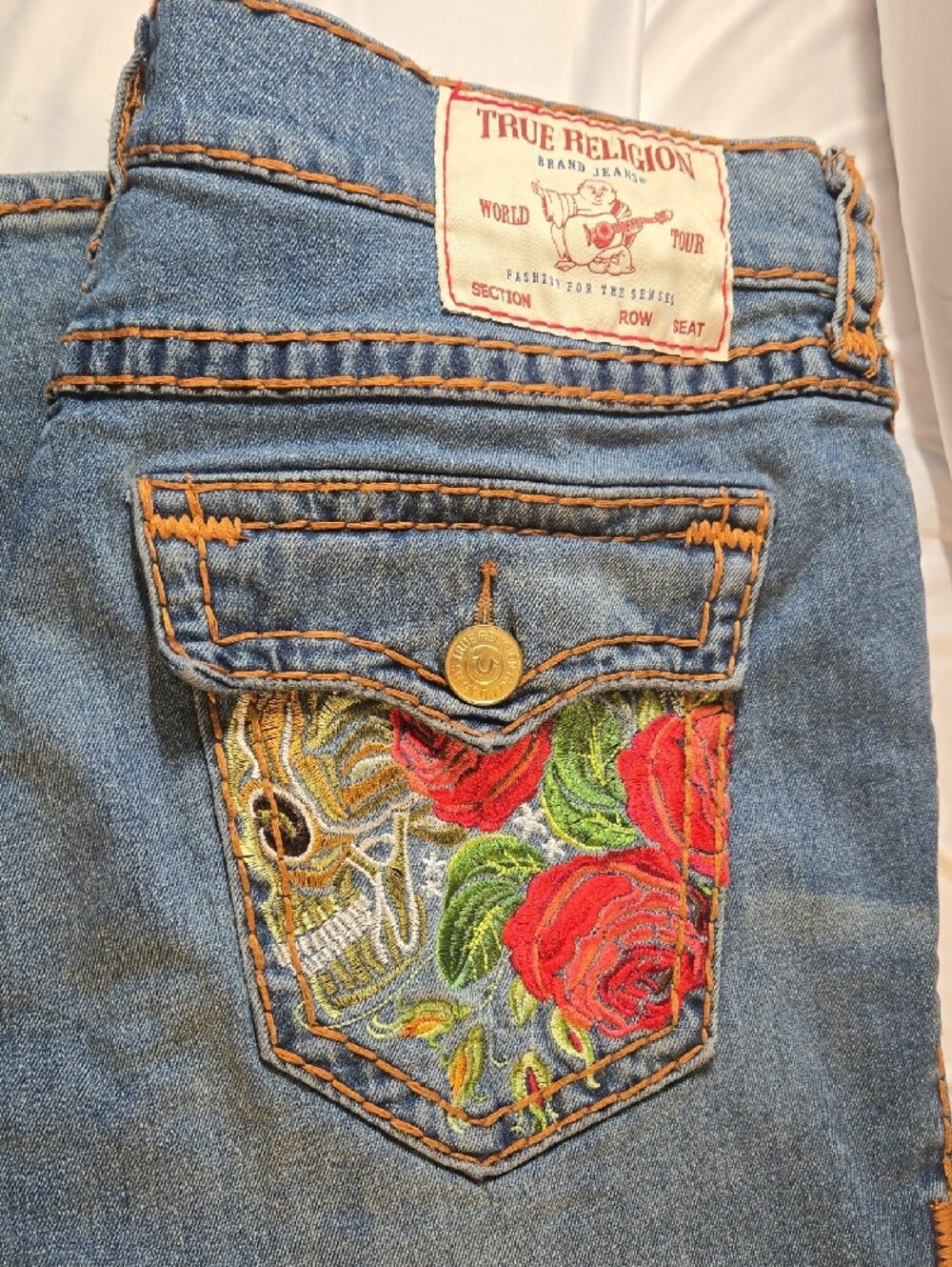 True Religion Blue Bootcut Jeans with Red Rose Embroidered Pocket - Picture 2 of 7